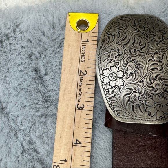 Vintage 90s Leather Statement Belt Western Festival Rodeo Silver Buckle Brown - Picture 12 of 13